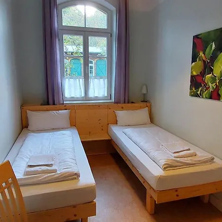 Daire Albgut Gmbh - Uebernachten Im Kulturdenkmal Altes Lager Bt7 Und Bt9