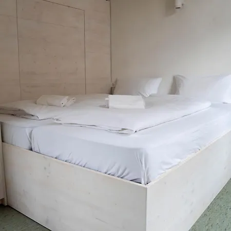 Albgut Gmbh - Uebernachten Im Kulturdenkmal Altes Lager Bt7 Und Bt9 Lägenhet *