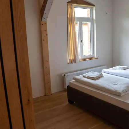 Albgut Gmbh - Uebernachten Im Kulturdenkmal Altes Lager Bt7 Und Bt9 *